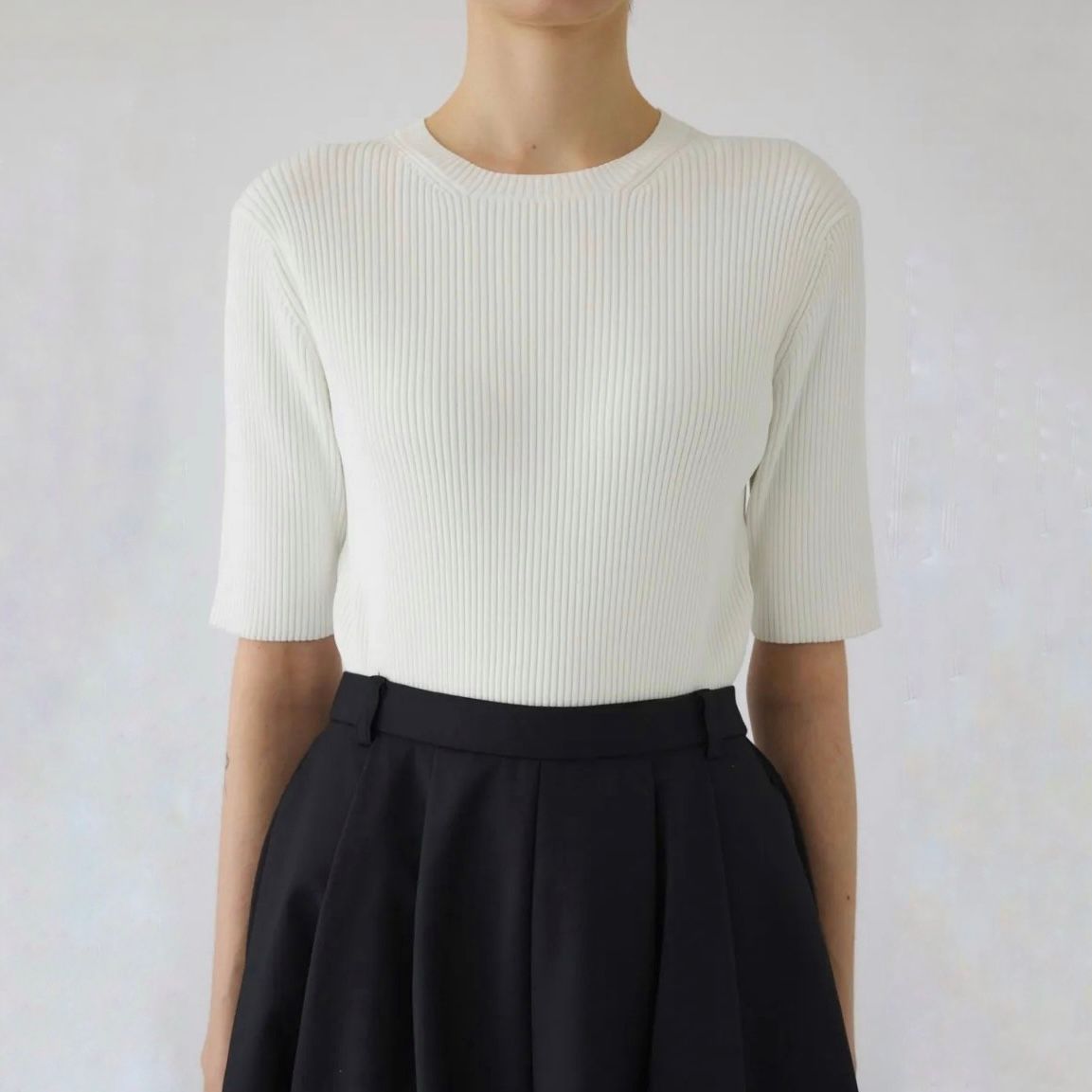 【残り一点】Compact Knit Tops