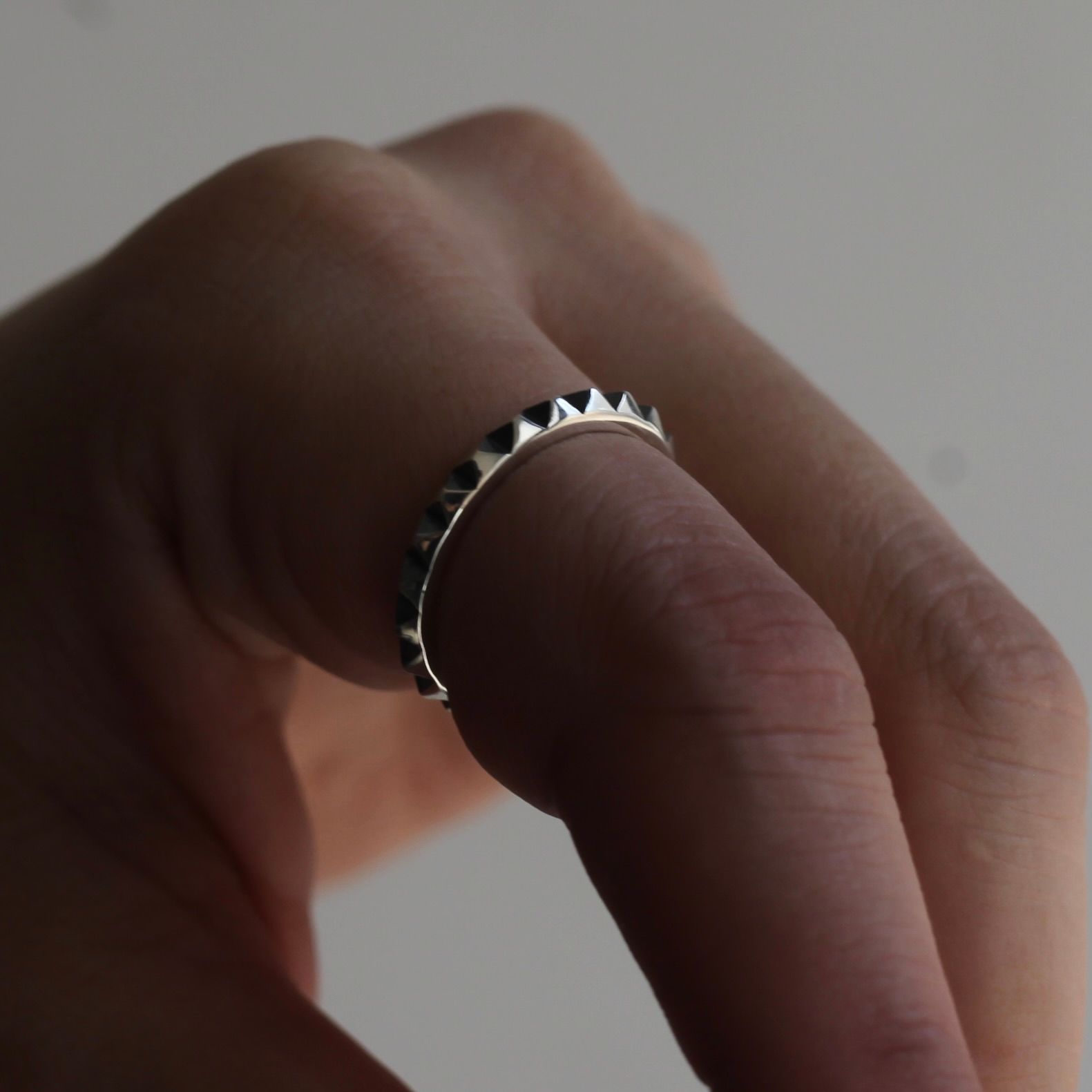 【お取り寄せ注文可能】Multiple Studs Ring S