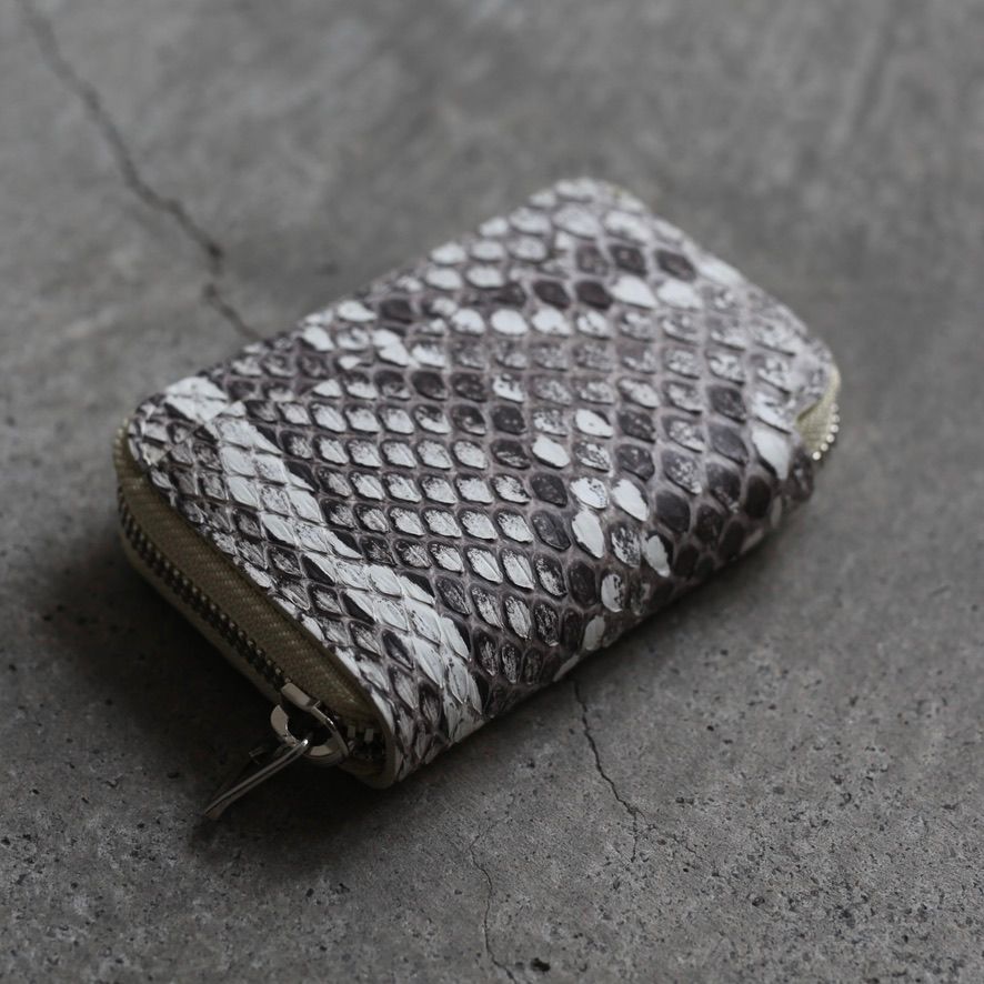 【残りわずか】Cristy Coin Card WLT(MOLURUS)