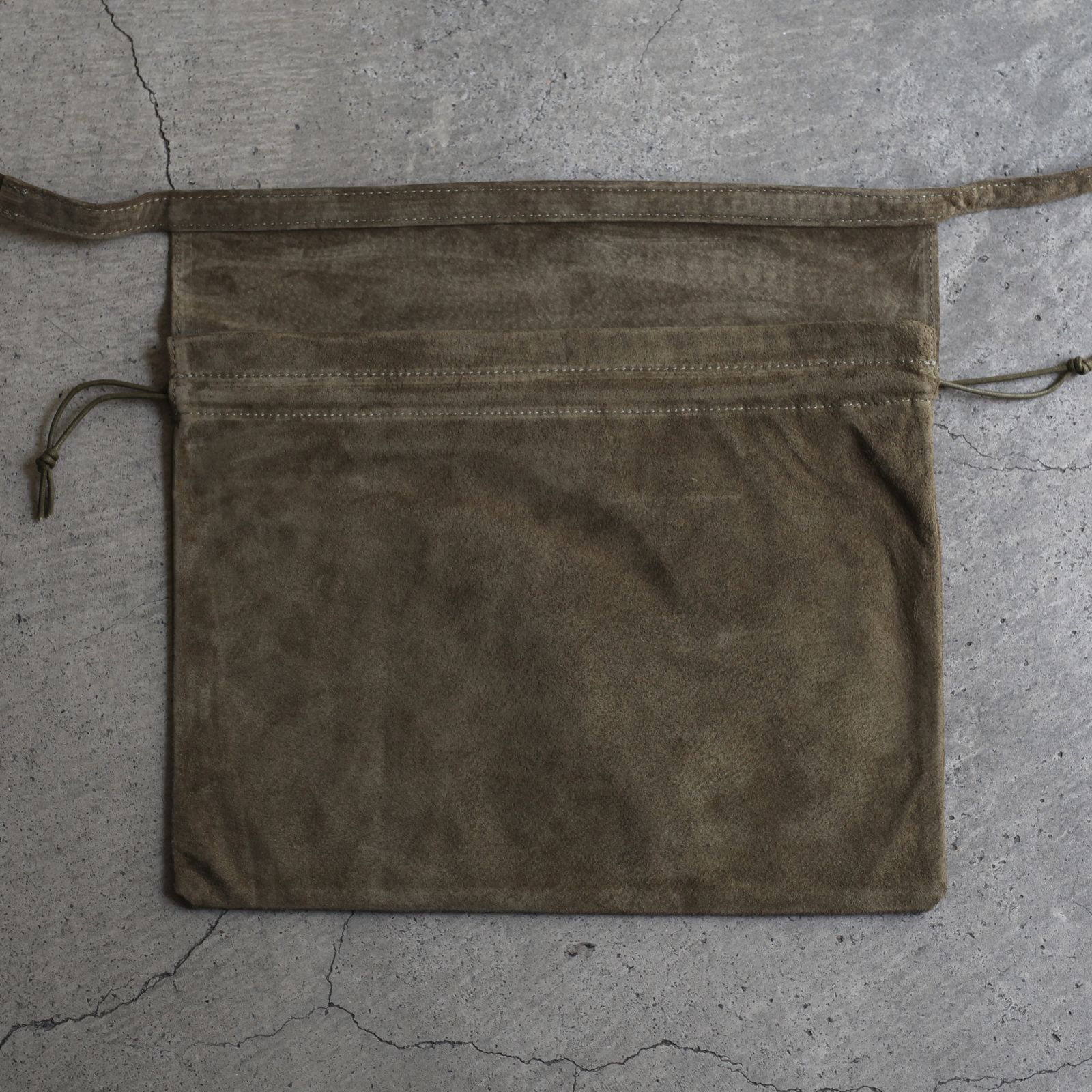 【残りわずか】Red Cross Bag Small(KHAKI)