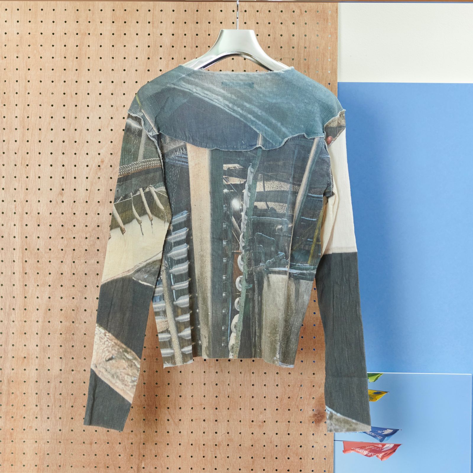 【残り一点】Graphic Yoryu Long Sleeve Tee