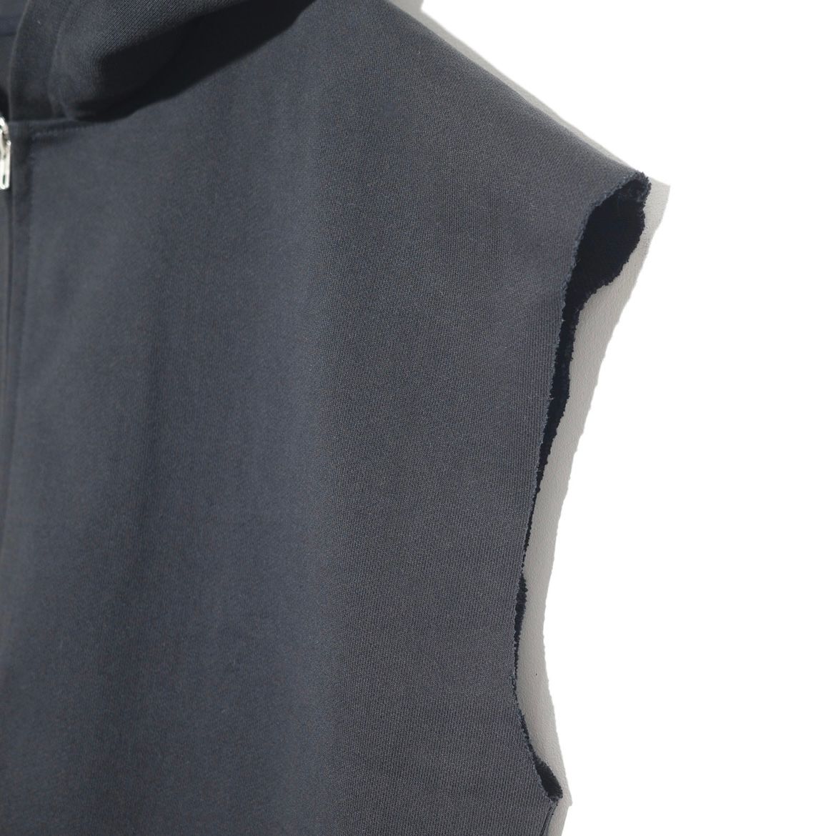 【残り一点】Cut Off Wide Zip N/S Sweat Hoodie