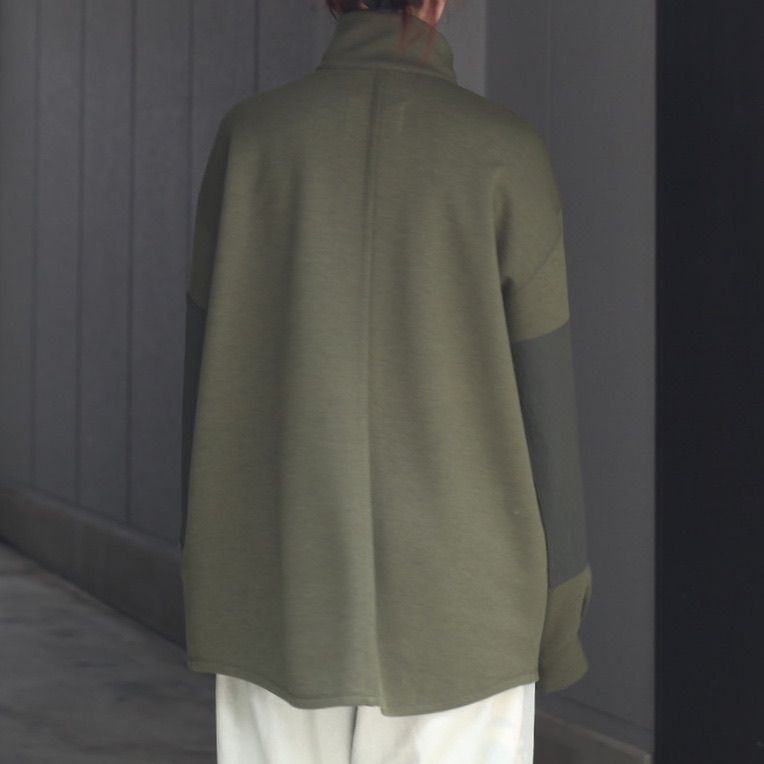 【残り一点】オーバーサイズハイネックL/S
