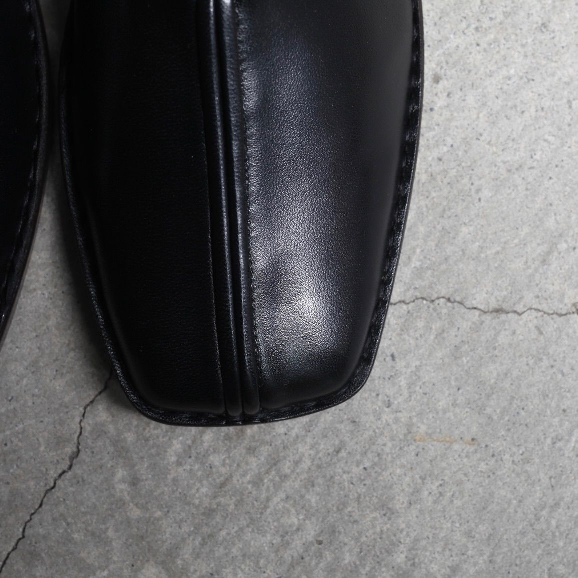【残り一点】Flat Piped Slippers