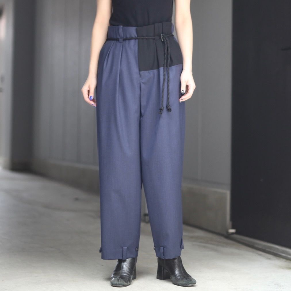 【残り一点】Bicolor Squeeze Slacks