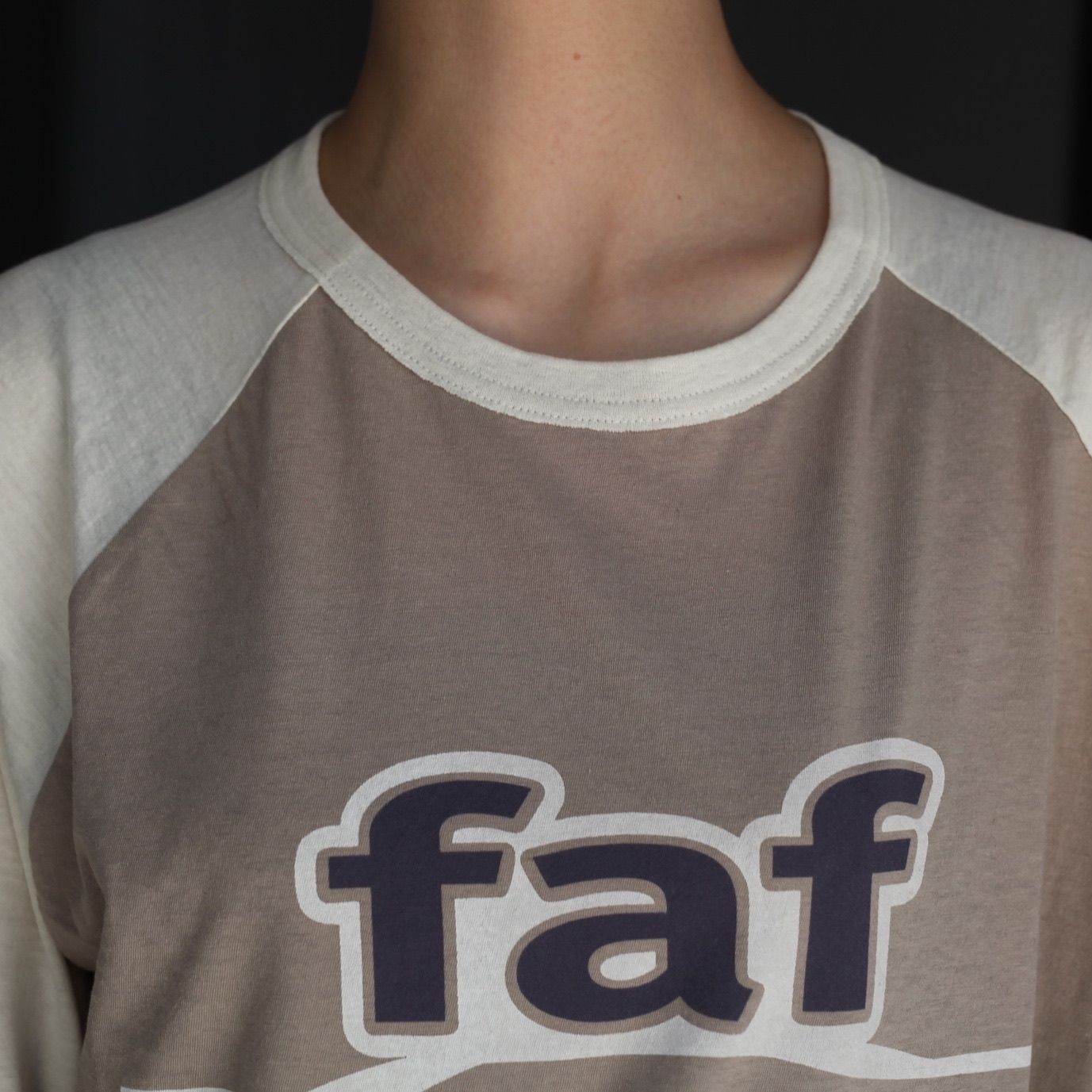 【残り一点】Unite Graphic LS Raglan