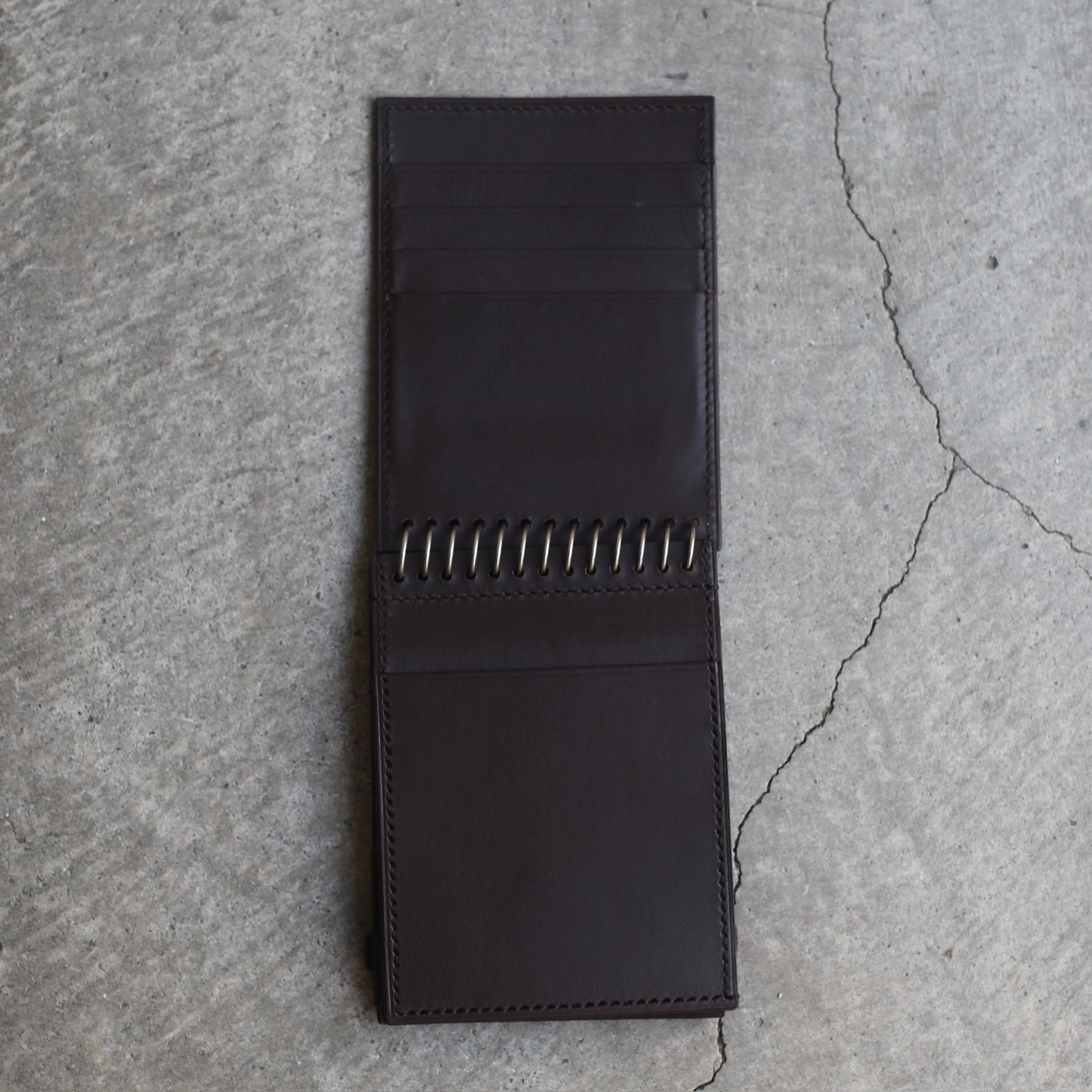【残りわずか】Coil Spring Wallet(MEMO_COW)