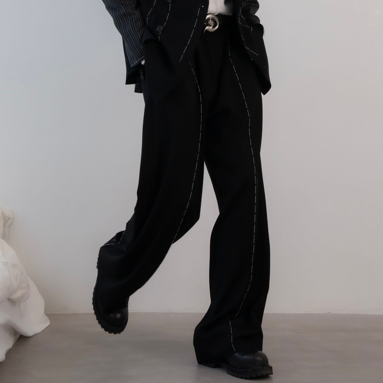 【残り一点】"Hand Stitch" Dress Wide Slacks