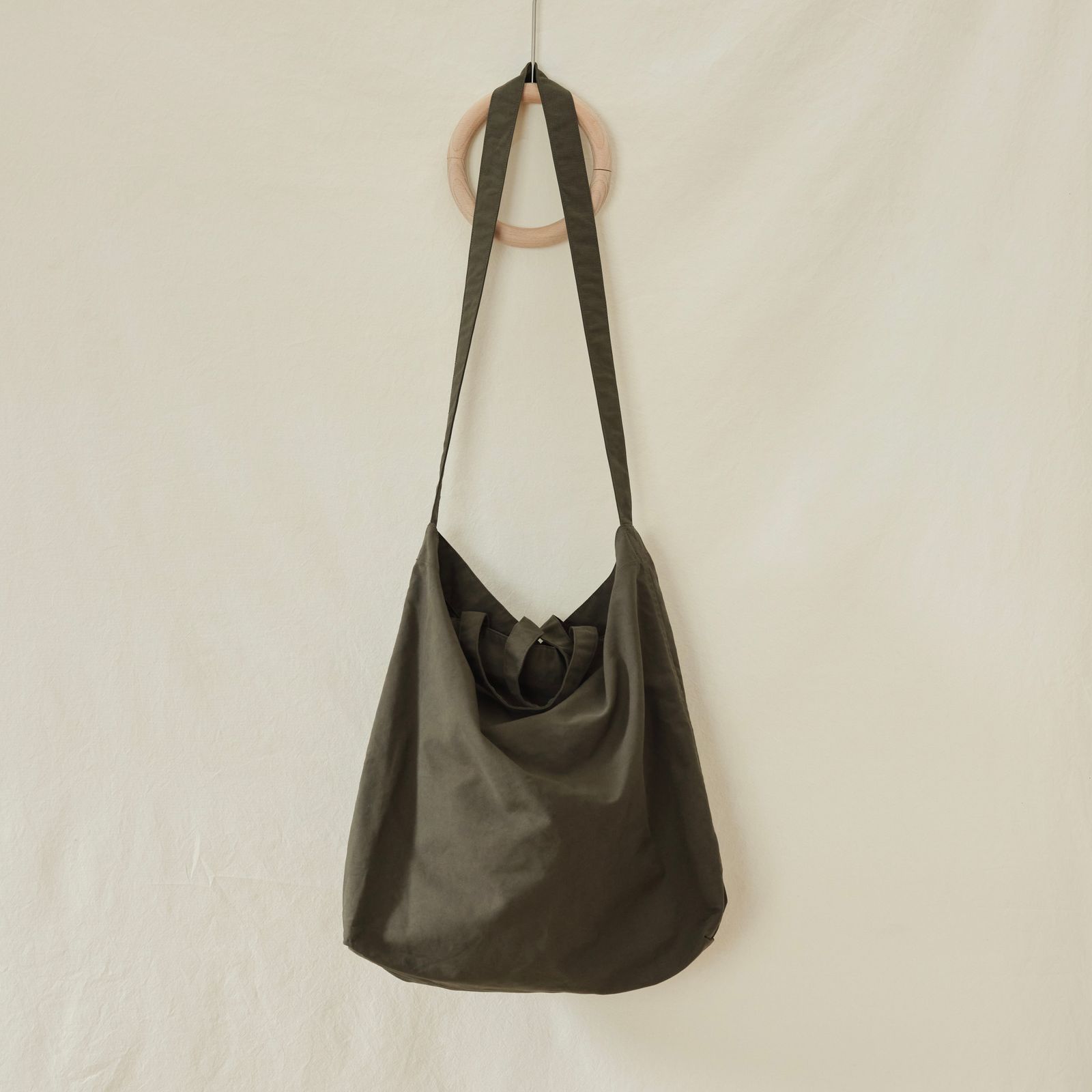 YOKO SAKAMOTO - 【再販売通知受付可能】Researcher Bag(BLACK