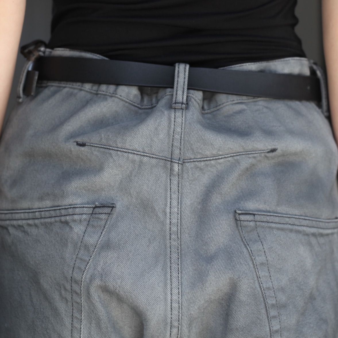【残りわずか】3D Twisted Jeans