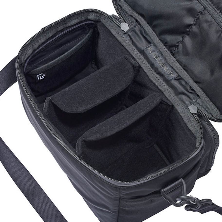 【再販売通知受付可能】Camera Bag