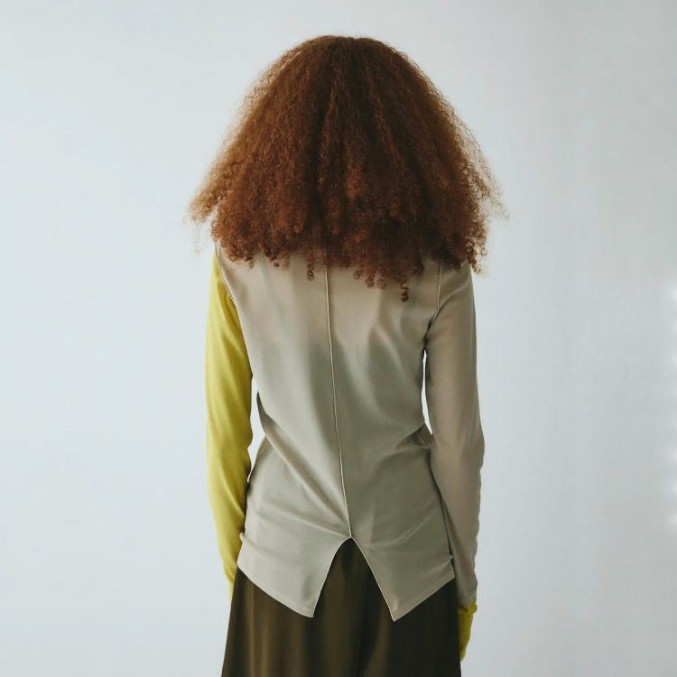 【残り一点】Crew Neck Mesh Inner Tops