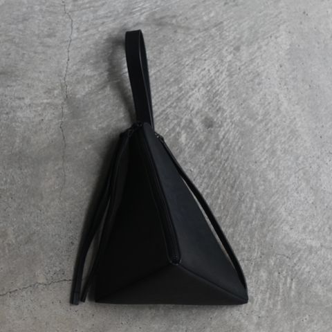 【お取り寄せ注文可能】Triangular Prism Bag