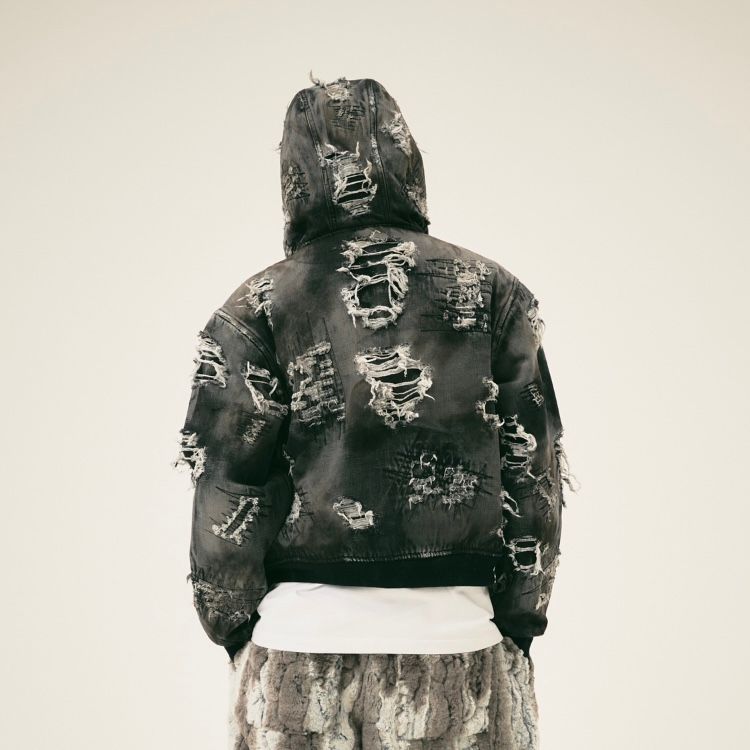 【残り一点】Hard-Washed Damaged Denim Hooded Zip Up