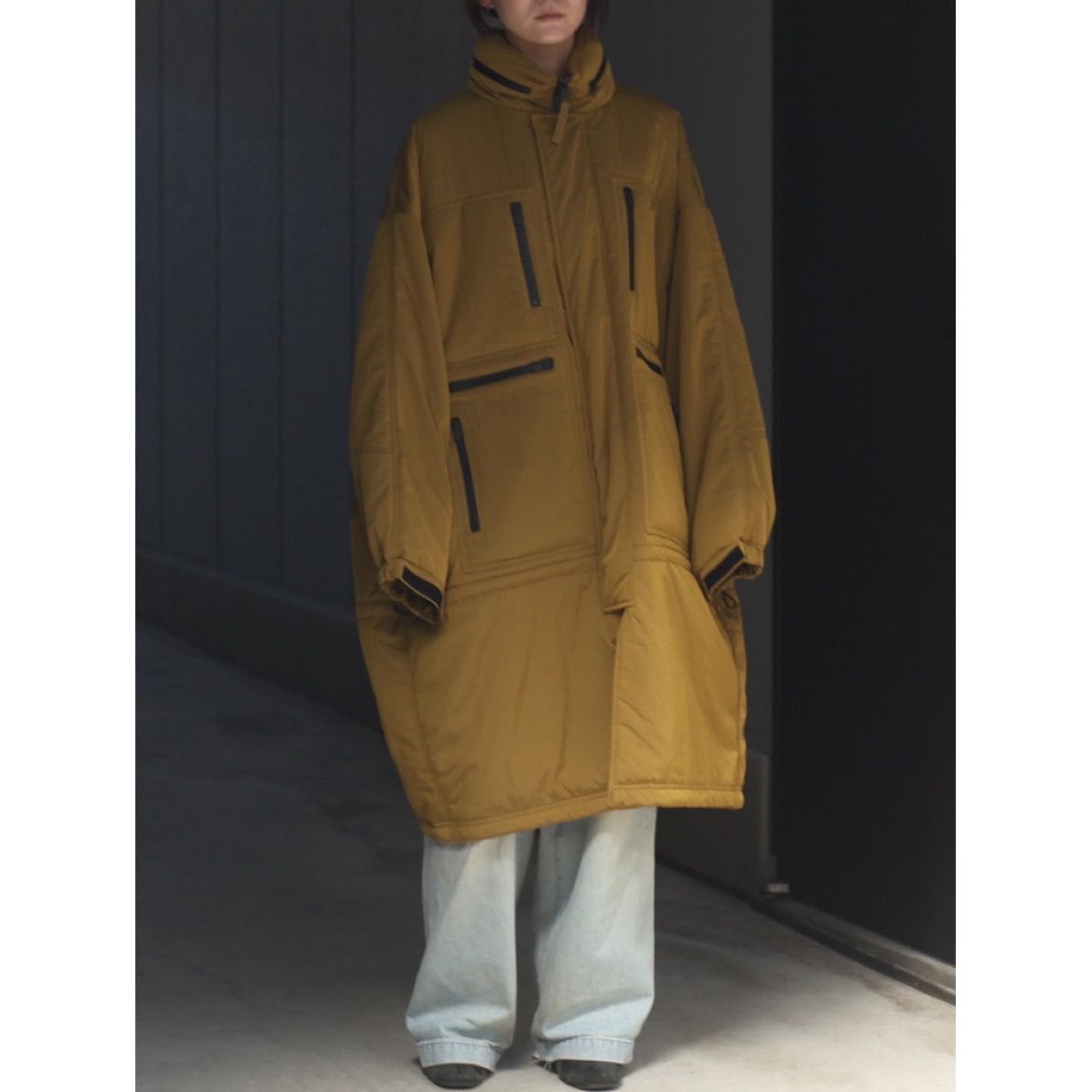 極美品 YOKE PUFFER COAT charcoal 1 極美品 YOKE PUFFER COAT charcoal 1