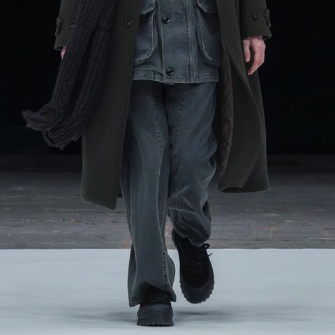 【残り一点】Vintaged Wash Denim 3pleated Wide-Leg Trousers