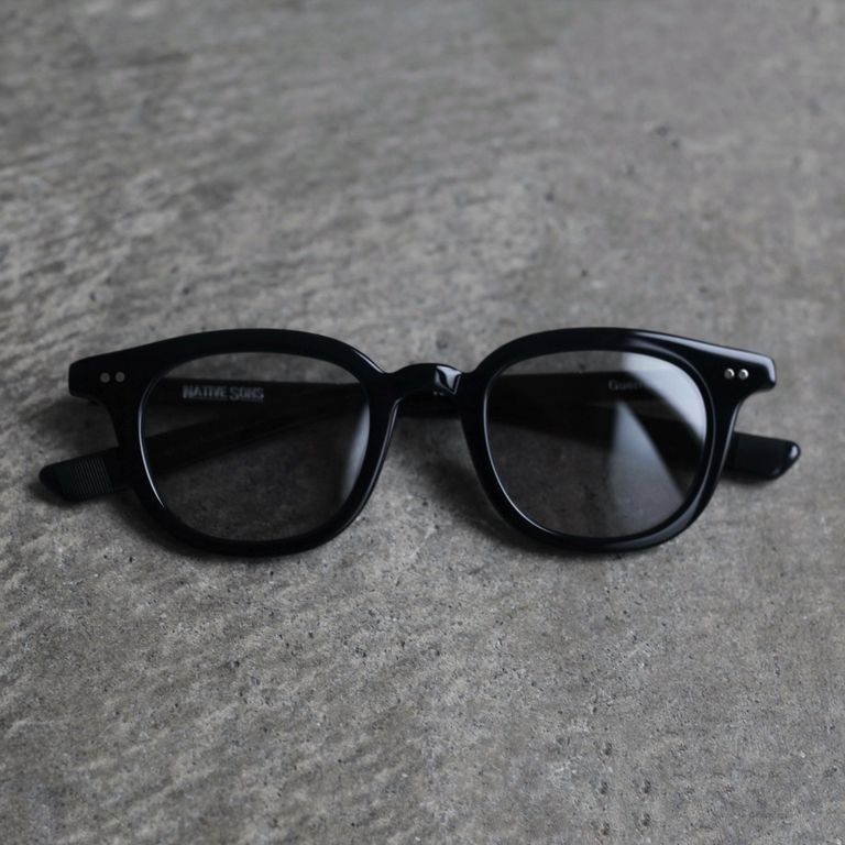 レンズ: LIGHT GREY
