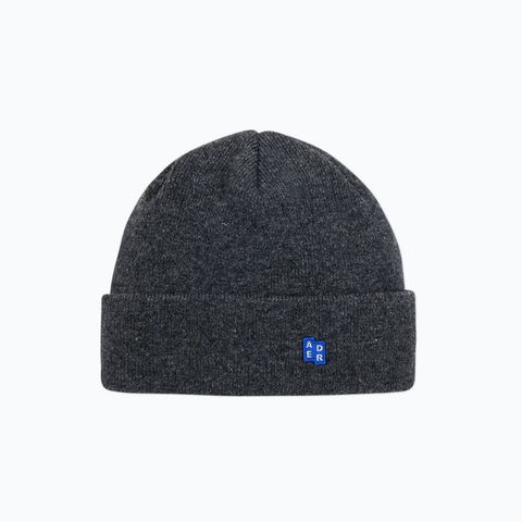 【再販売通知受付可能】Sig; BL Tag Beanie 02