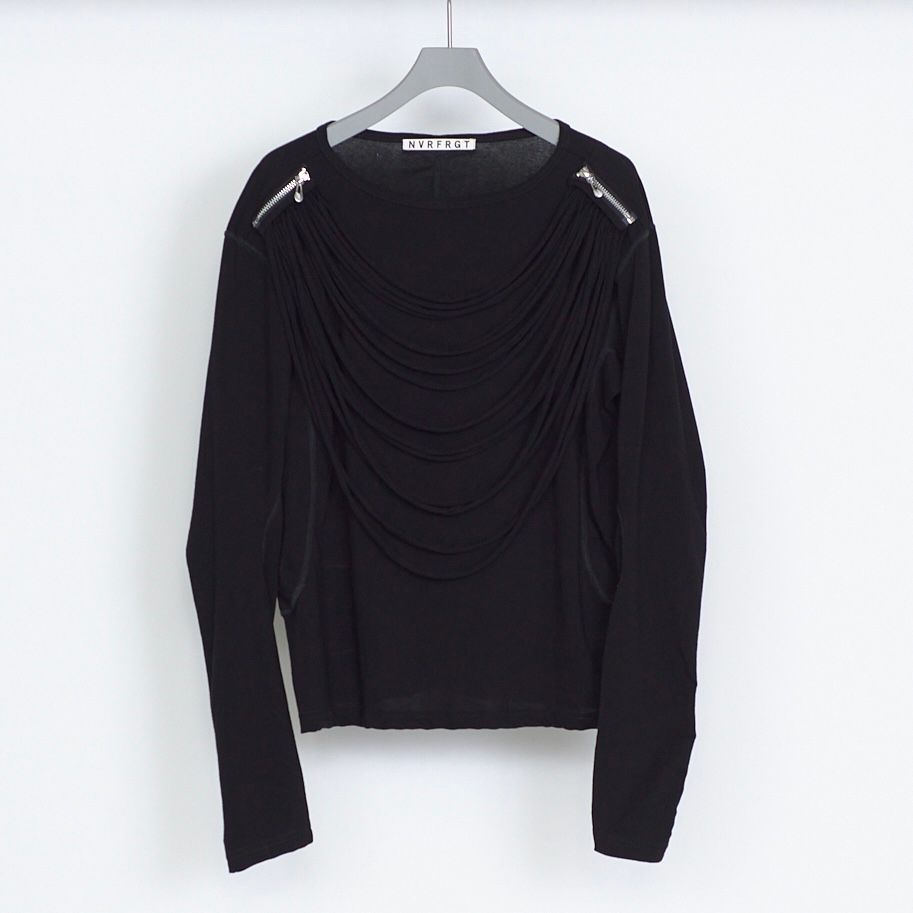 【残り一点】Strings Attached Long Sleeve T-Shirt