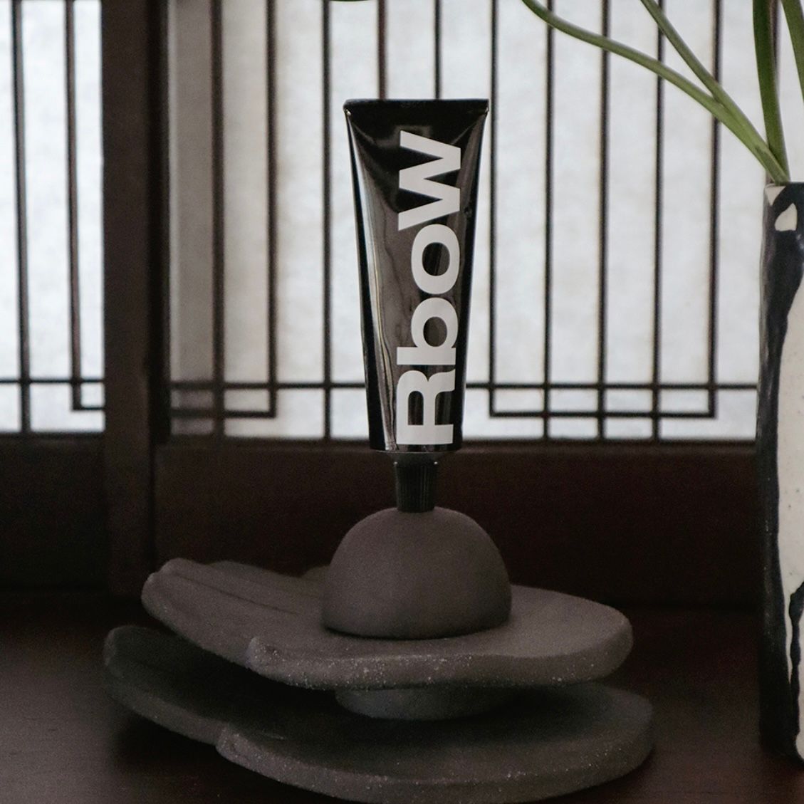 【残りわずか】Youth Preserve Hand And Nail Cream(OOOOOF)