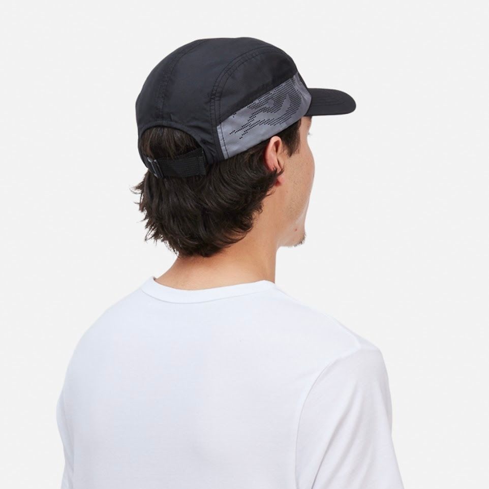 【残りわずか】Perforated Tech Cap