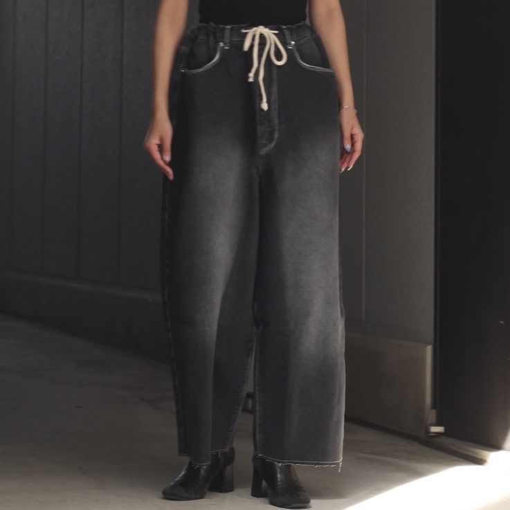 【残り一点】Big Jeans