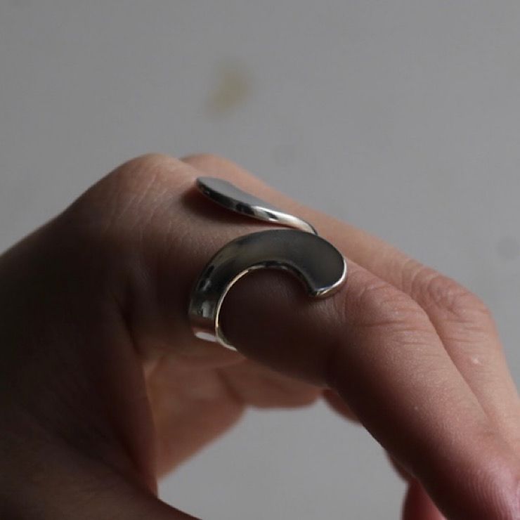 【残り一点】Modernism Ring(WHITE)