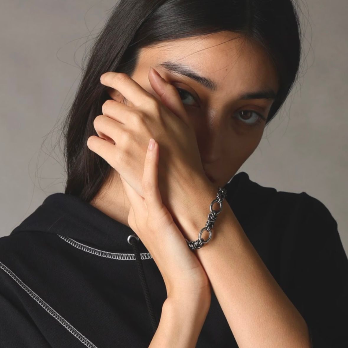 【残り一点】丸カン連結ブレスレット(BLACK)