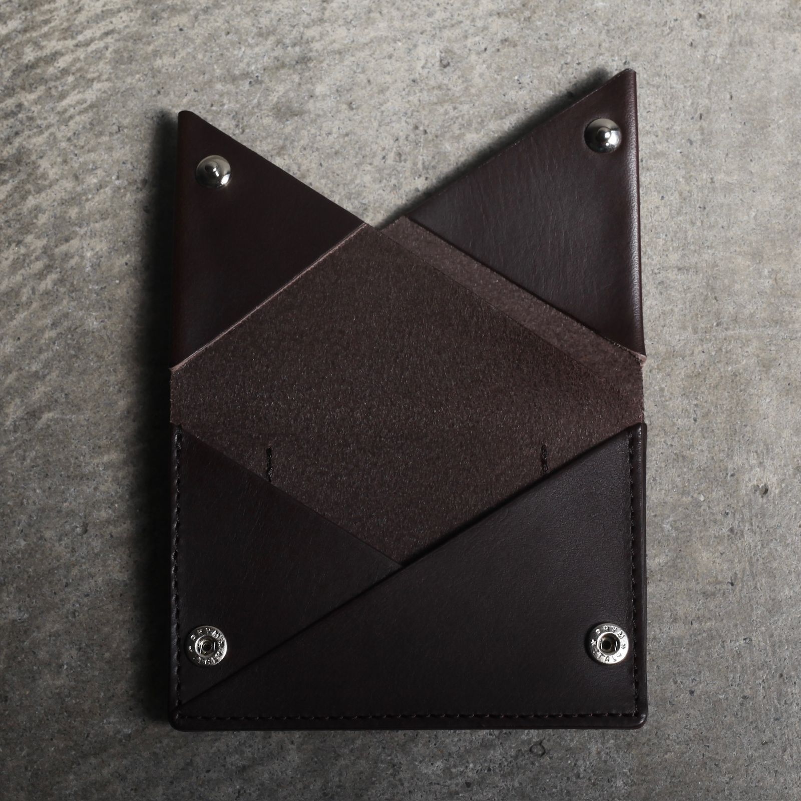 【残り一点】Slant Card Case(CLASSIC LEATHER)