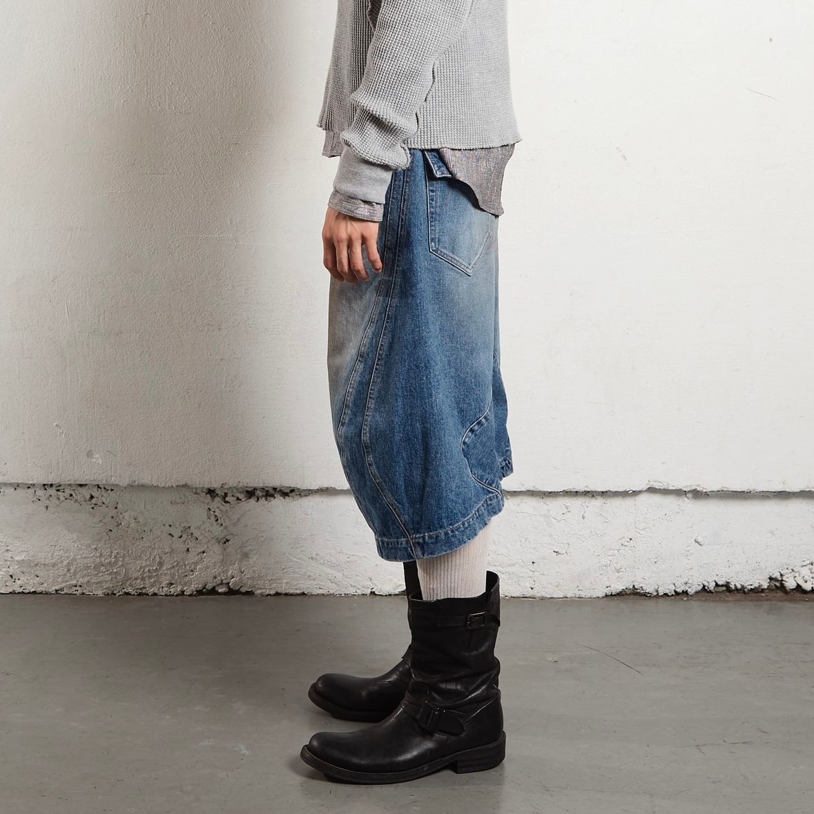 【残りわずか】3D Twisted Jorts
