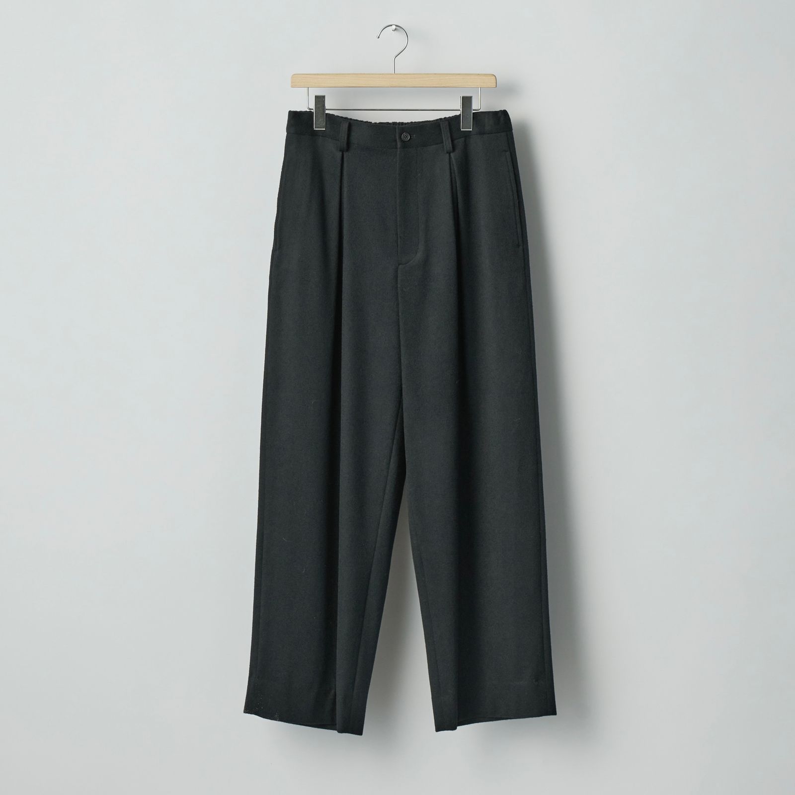 【残り一点】W/CA Beaver Easy Wide Trousers