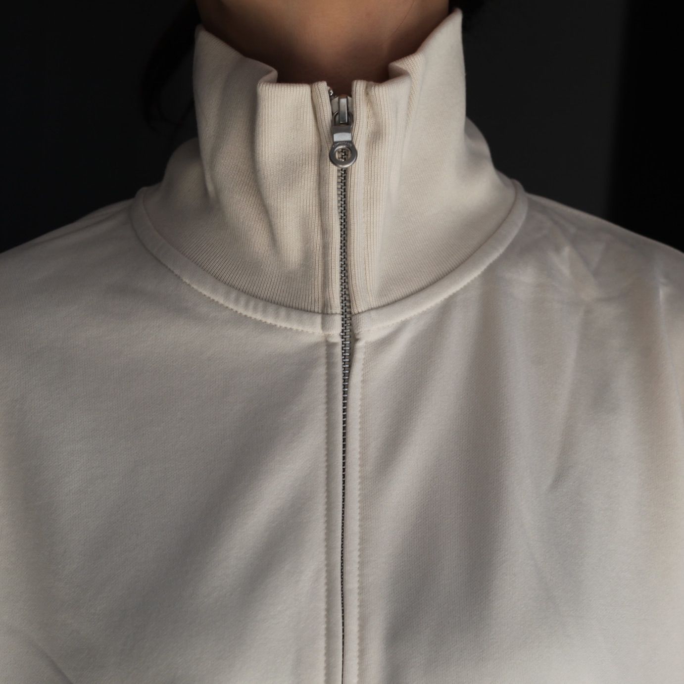 【残りわずか】28G Cupro Zip Sweat