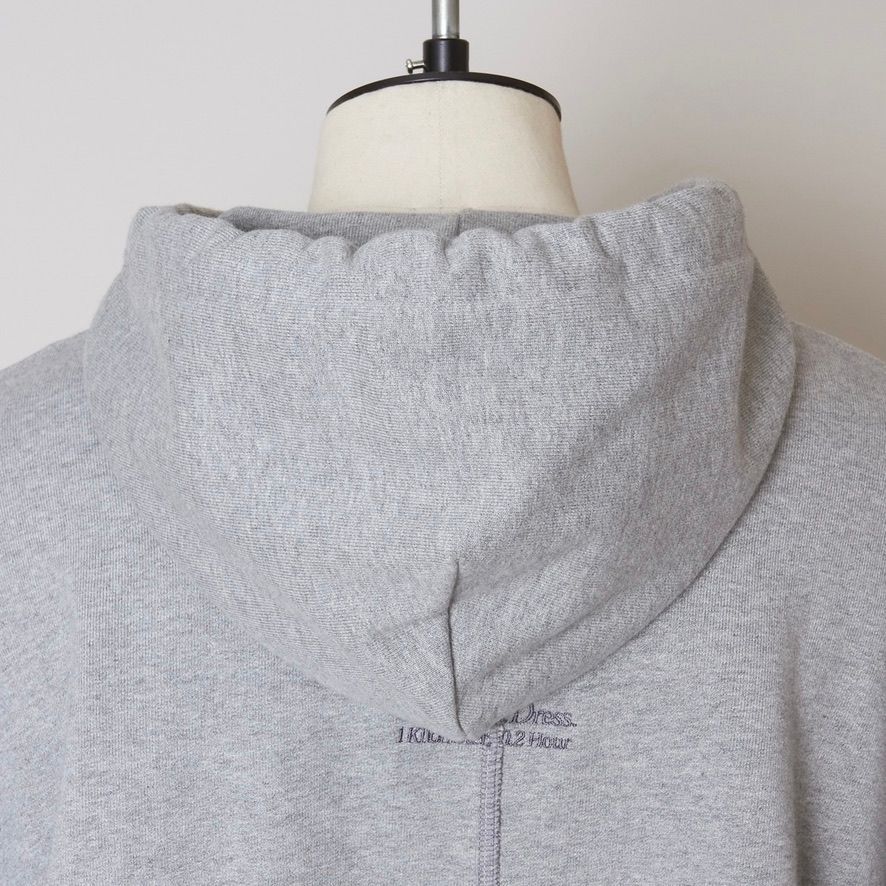 SHINYAKOZUKA - 【残りわずか】Ordinary Short Giant Hoodie SHINYAKOZUKA - 【残りわずか】Ordinary Short Giant Hoodie