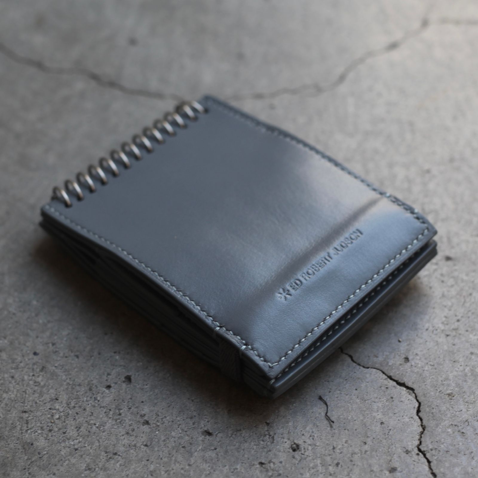 【残り一点】Coil Spring Wallet(MEMO_LAMB)