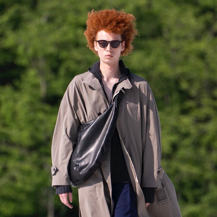 【残りわずか】Calf Leather Circle Bag