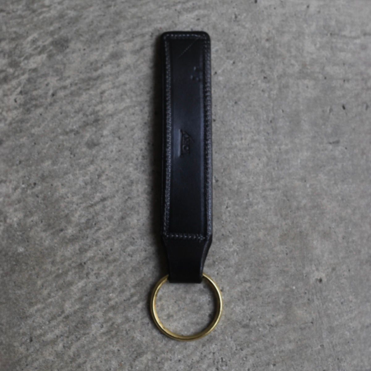 【残りわずか】Large Plain Stitched Key Fobs(BLACK)