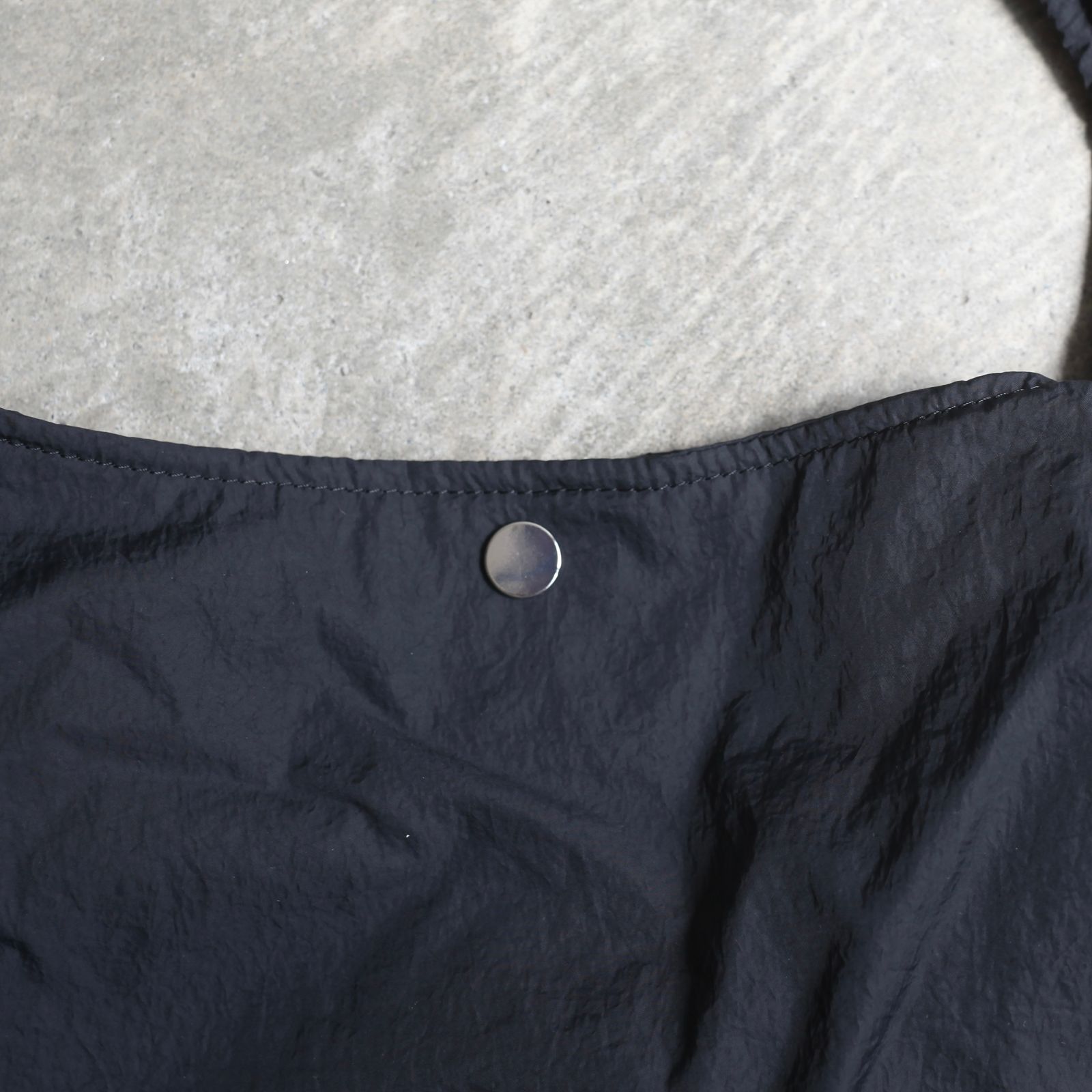 【残り一点】Knotted Nylon Shoulder Bag