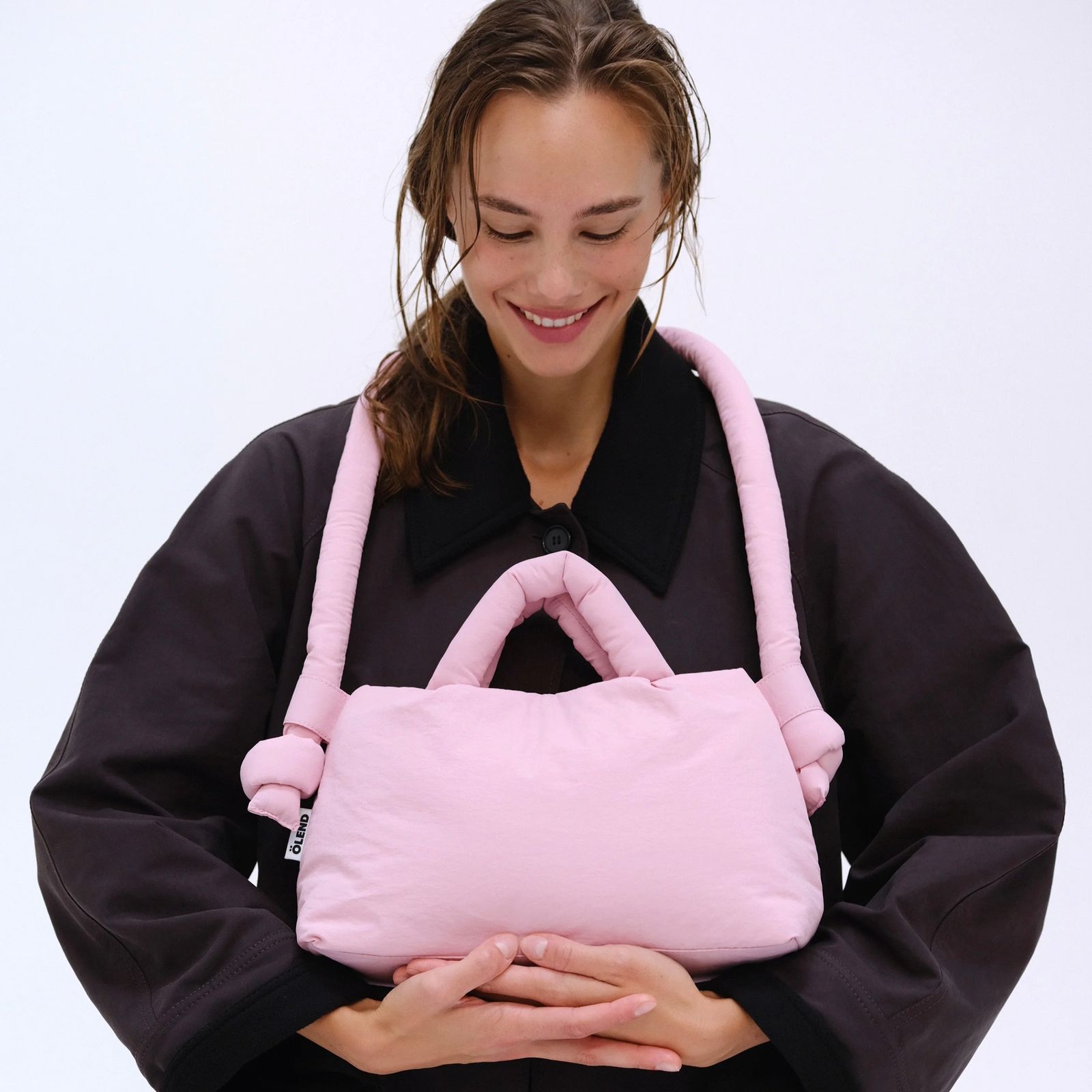 OLEND - 【残り一点】Mini Ona Soft Bag | ACRMTSM ONLINE STORE