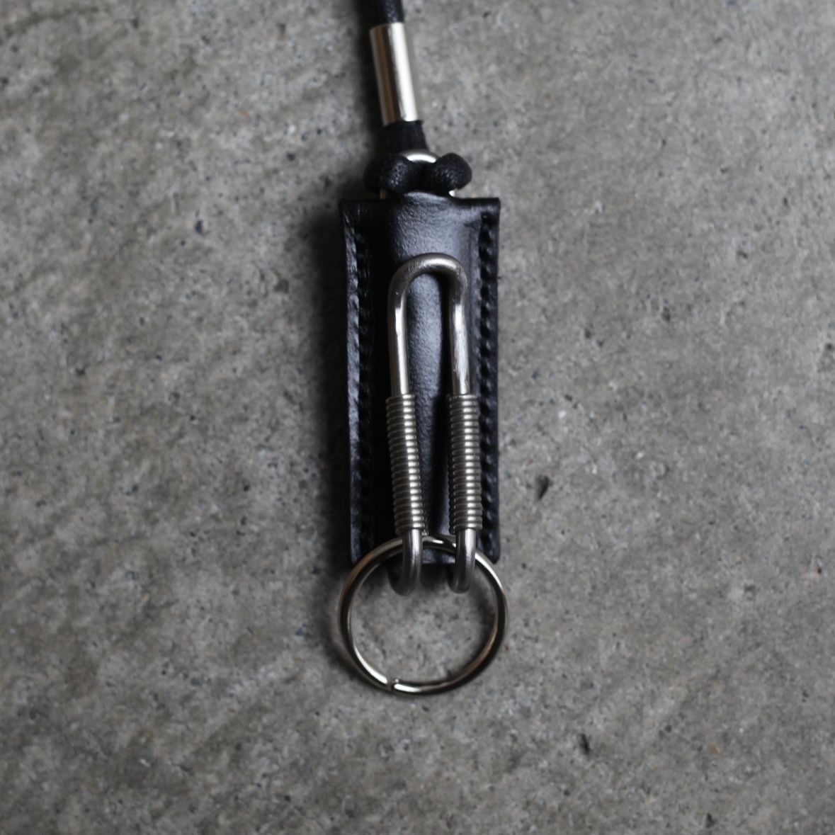 【残り一点】Spring Clip Neck Holder(CLIX_PULL UP)