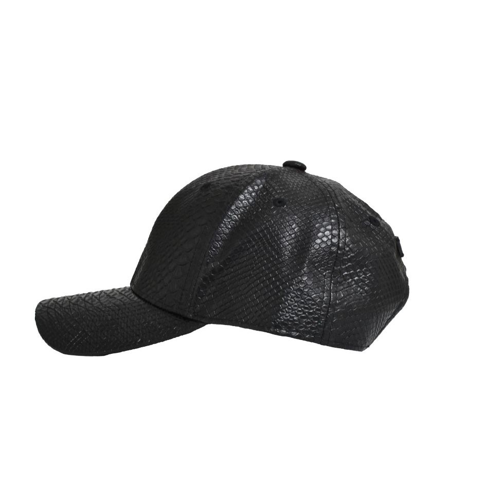 【残りわずか】Faux Leather Cap