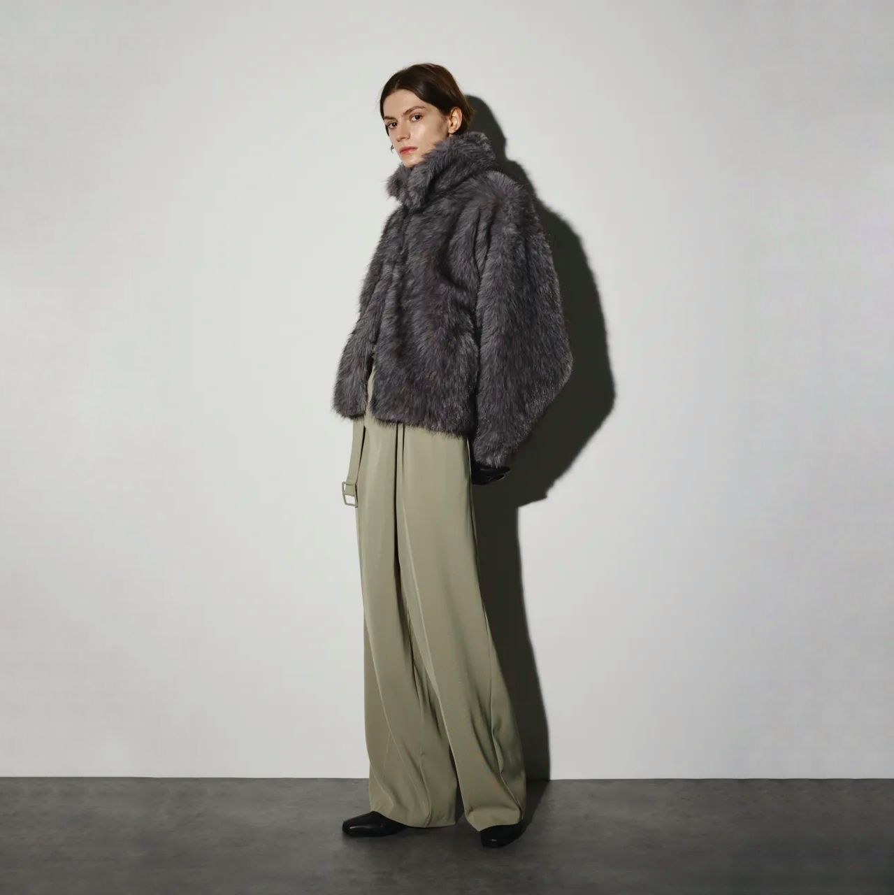 【残り一点】High Collar Faux Fur Jacket