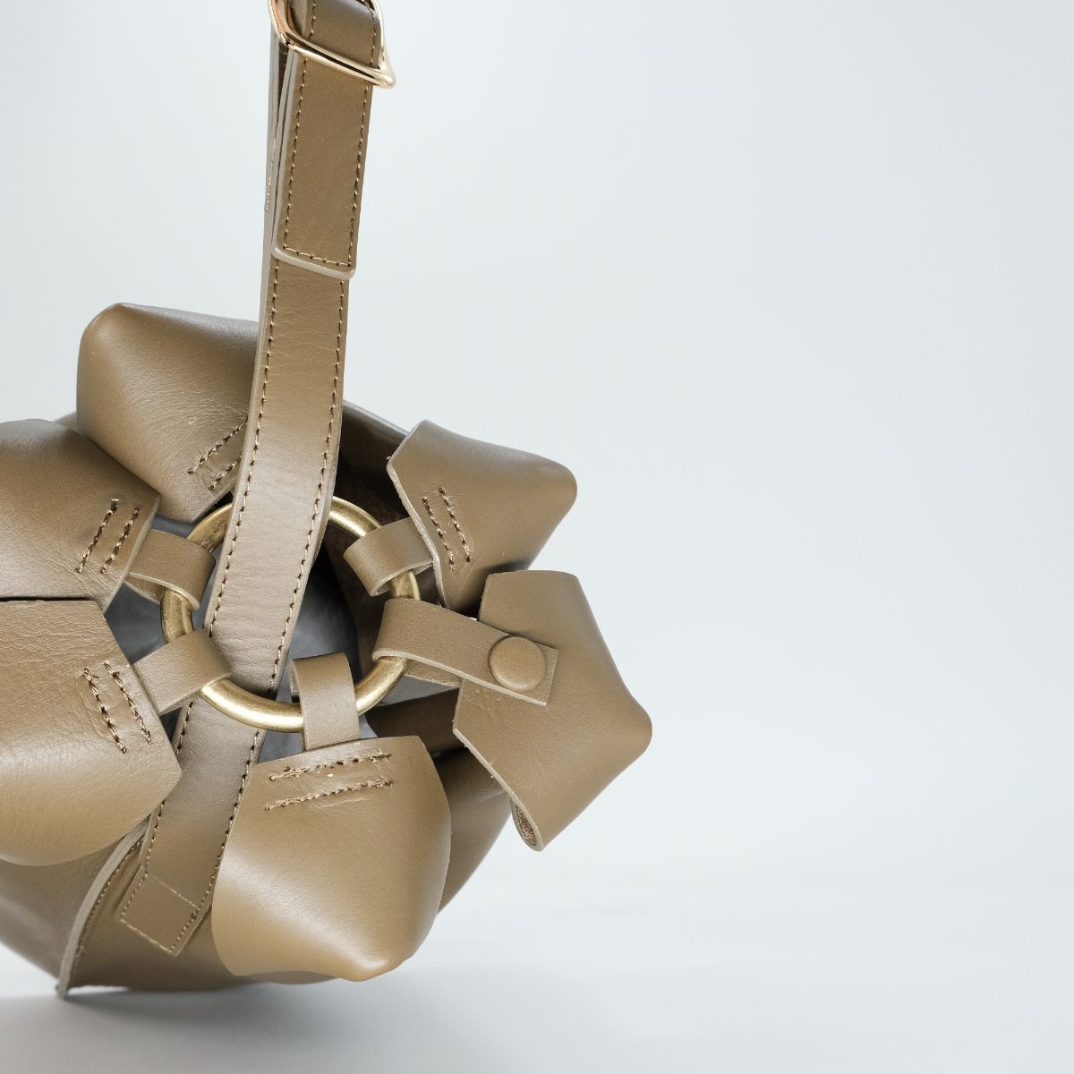 【残り一点】Bridle Shoulder