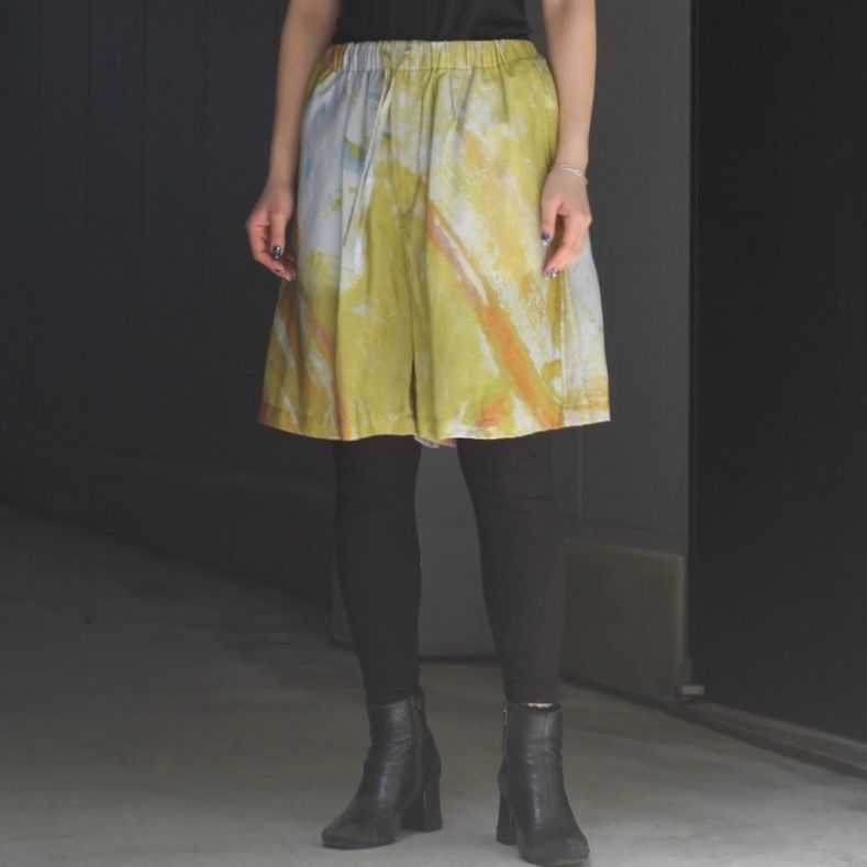 【残り一点】Flower Printed Easy Shorts