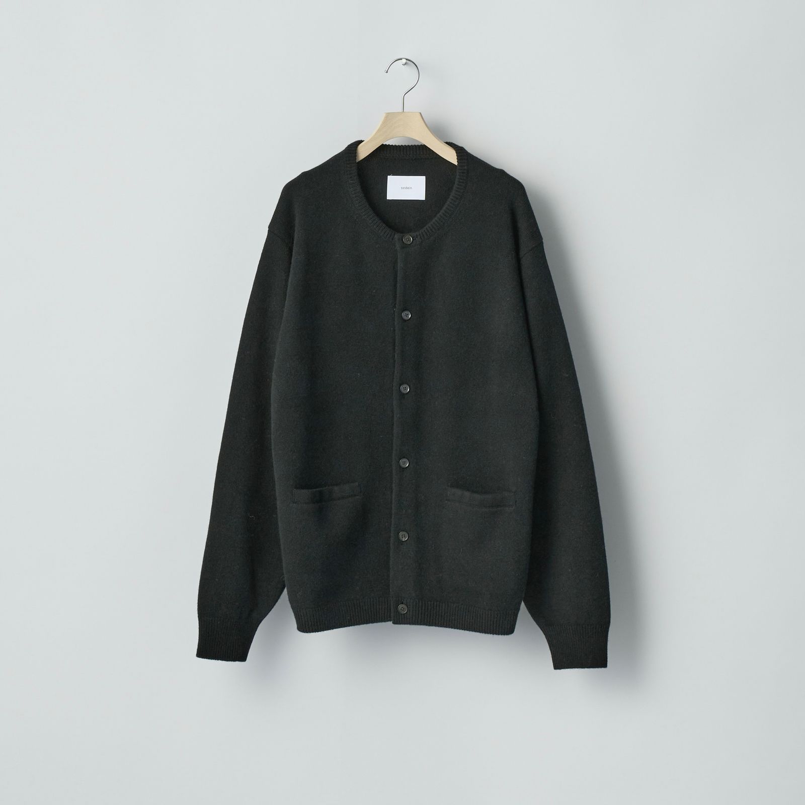 【残りわずか】Extra Fine Wool Knit Crew Neck Cardigan