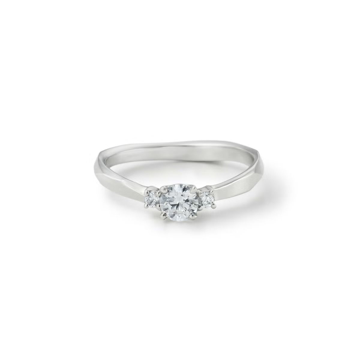 【お取り寄せ注文可能】Serene Ring(PLATINUM950)