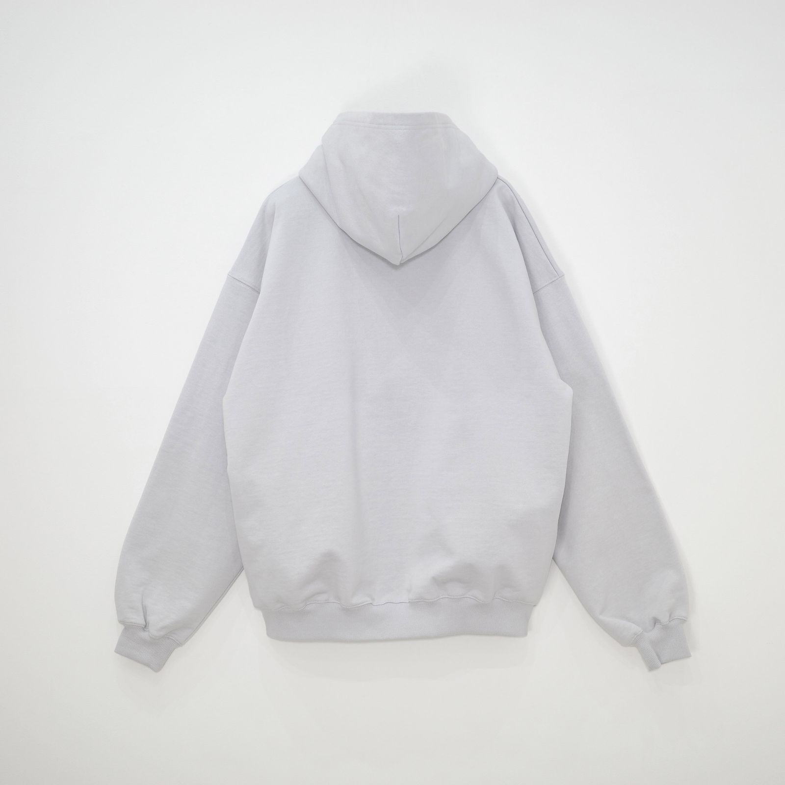 【残りわずか】Zip Sweat Hoodie