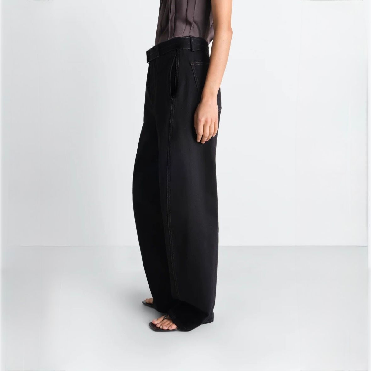 【残りわずか】Twisted Belted Pants