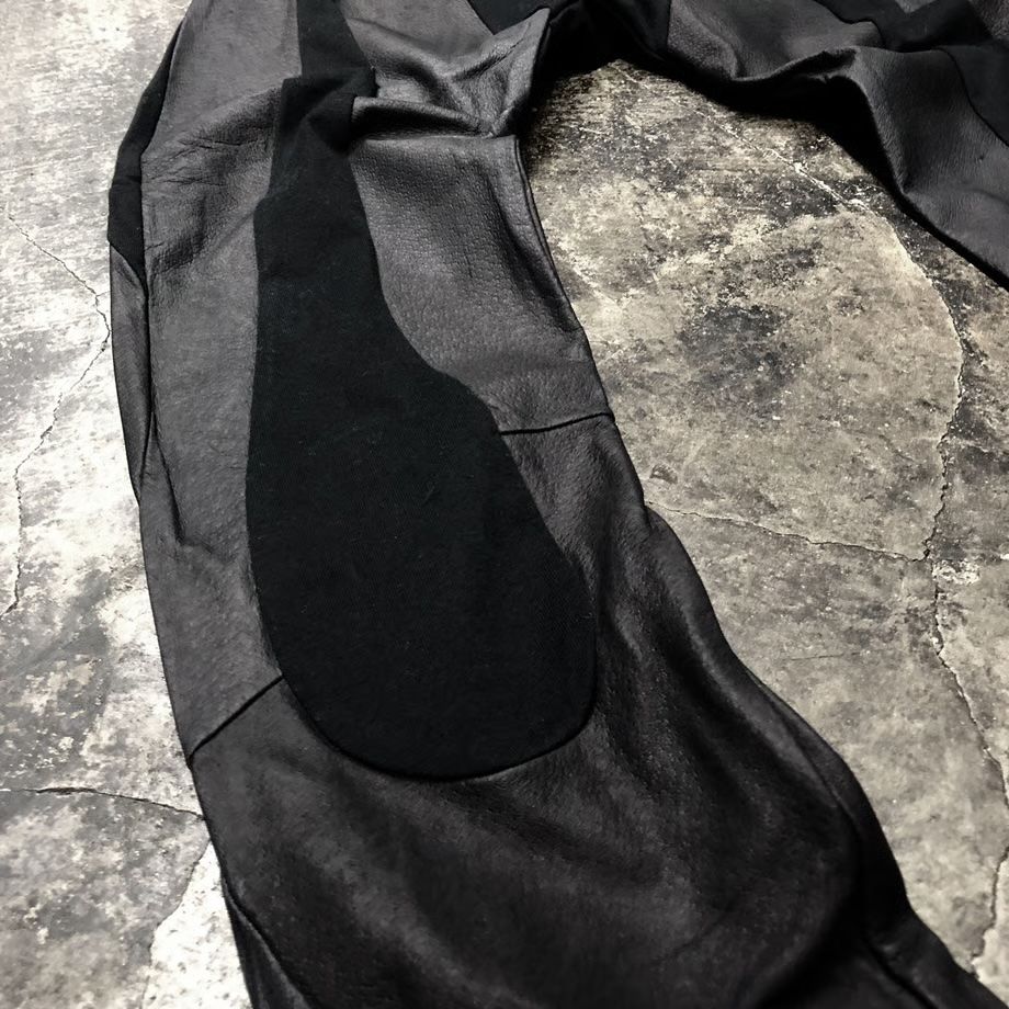 【お取り寄せ注文可能】Leather Leggings Anatomical