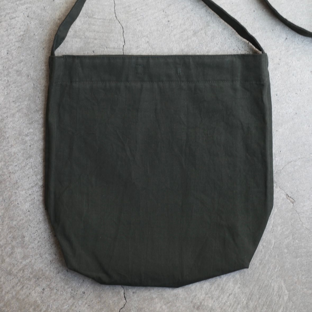【残りわずか】Researcher Bag Medium(OLIVE)
