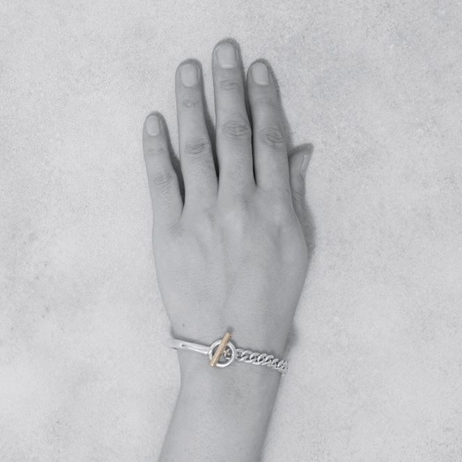 【お取り寄せ注文可能】Circle T Bangle(WHITE×GOLD)